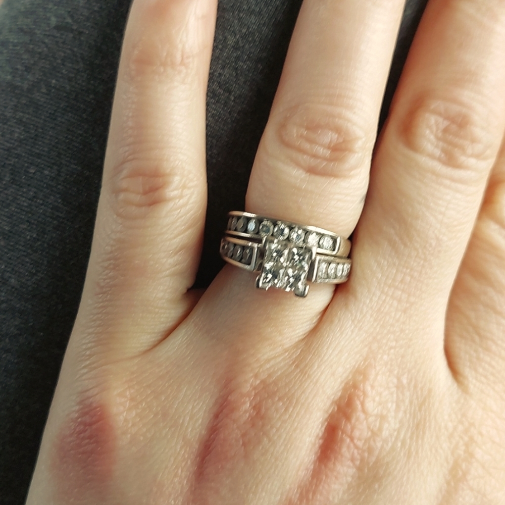 Wedding band & engagement ring